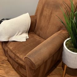 Ethan Allen Club Chair