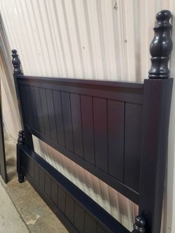 Beautiful Full Size Bed frame Only