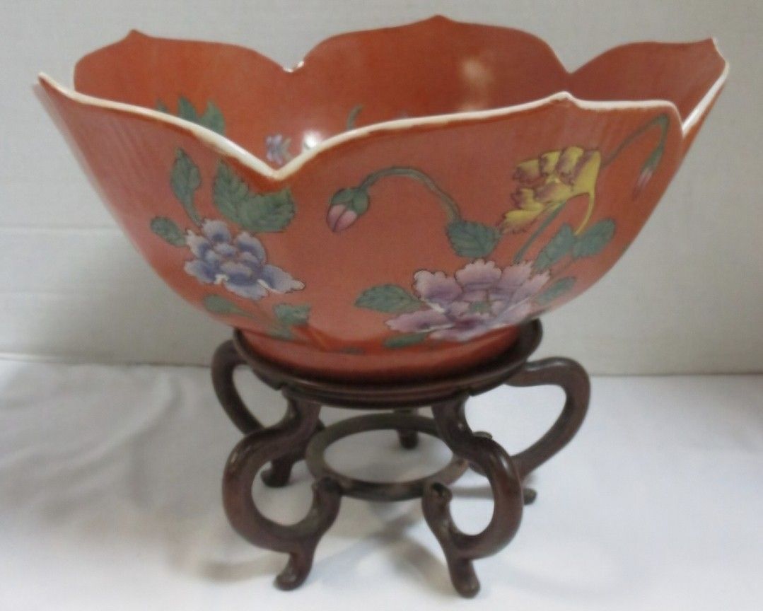 VTG Neiman Marcus Handpainted 9.5"D H.K. China Bowl & Hand CarvedRose Wood Stand