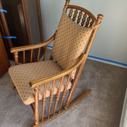 Rocking Chair 