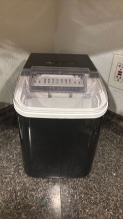 Ice maker
