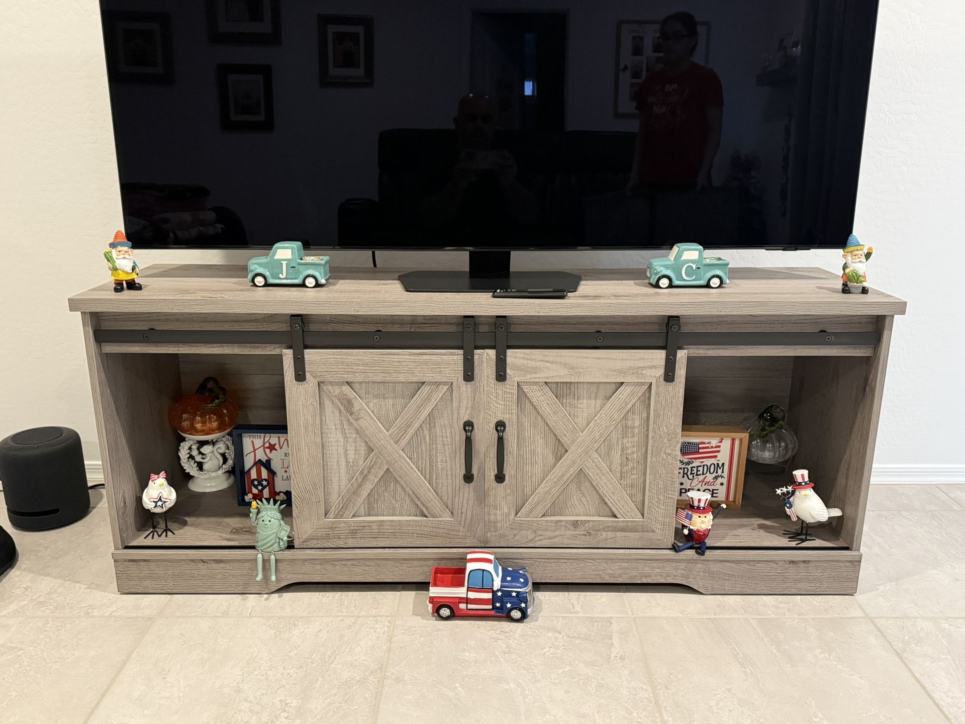 TV Stand