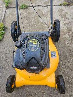 Poulan Pro Lawnmower (no bag)