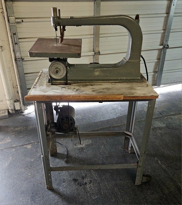 Vertical Band Saw