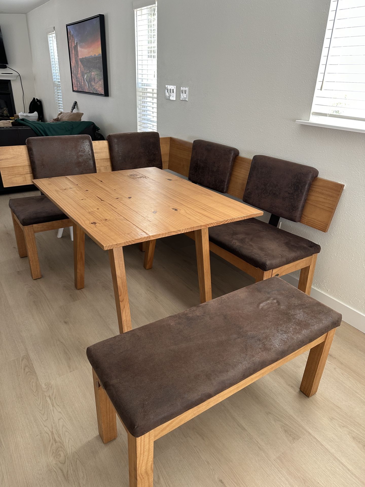 Breakfast Nook + Bench Table