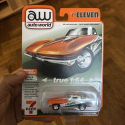 Auto World 7 Eleven Exclusive 1967 Chevy Corvette 