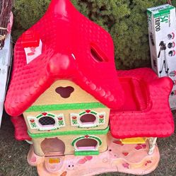 Strawberry Shortcake House