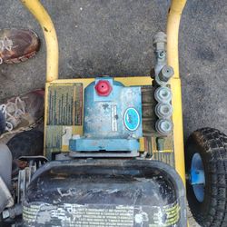 DeWalt Pressure Washer 