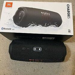 JBL Charge 5 Bluetooth Portable Speaker 