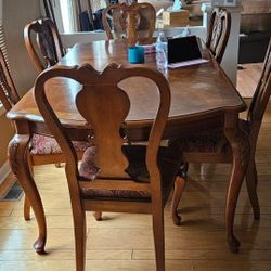 Dining Table And China Cabinet 