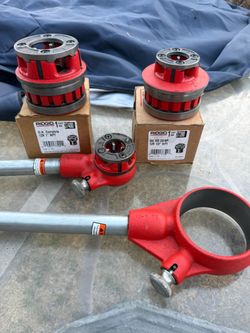 Pipe threader