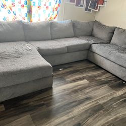 Sectional Couch 