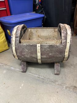 Rustic Barrel Planter/cooler with Metal Liner
