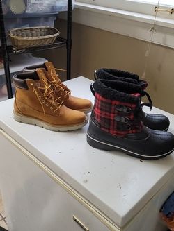 2 pr of Women Boots Size 9