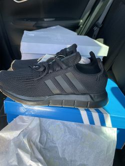 Adidas Swift Run Size 9