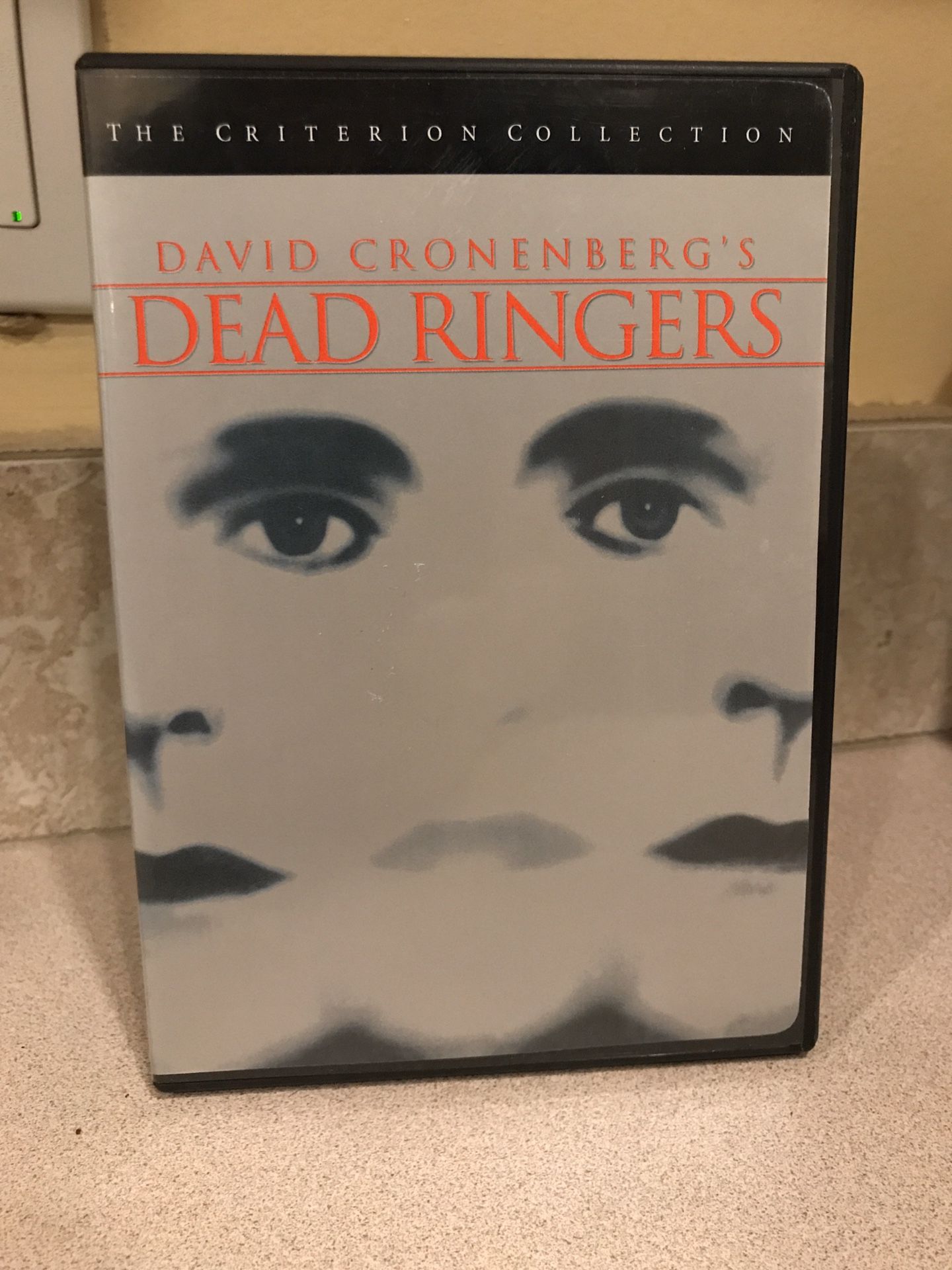 Dead Ringers criterion DVD