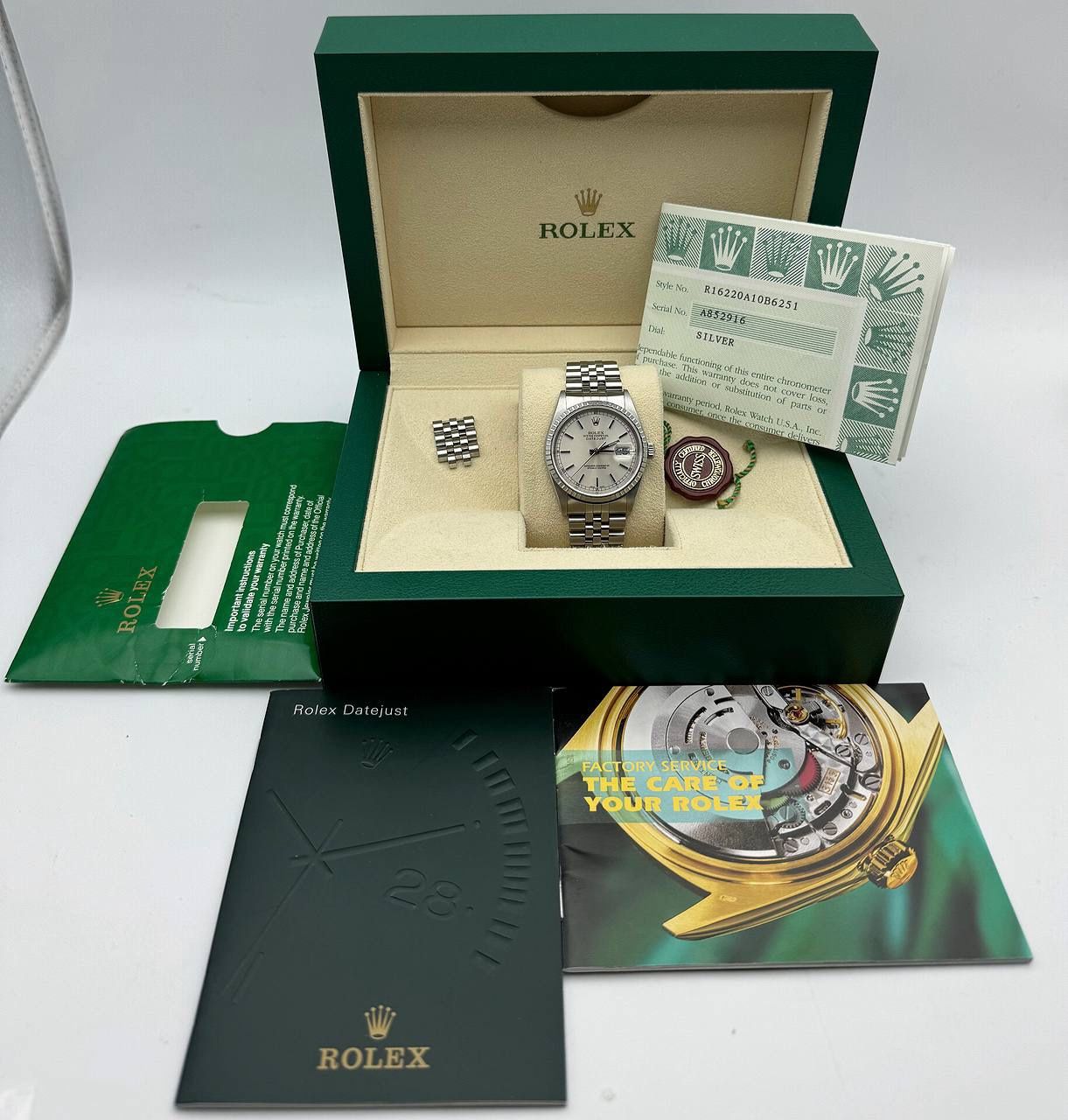 2000 Rolex Datejust 36mm stainless steel 16220 silver dial jubilee bracelet box booklets papers tag