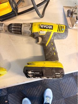 Ryobi drill/ impact drill w/ battery and charger