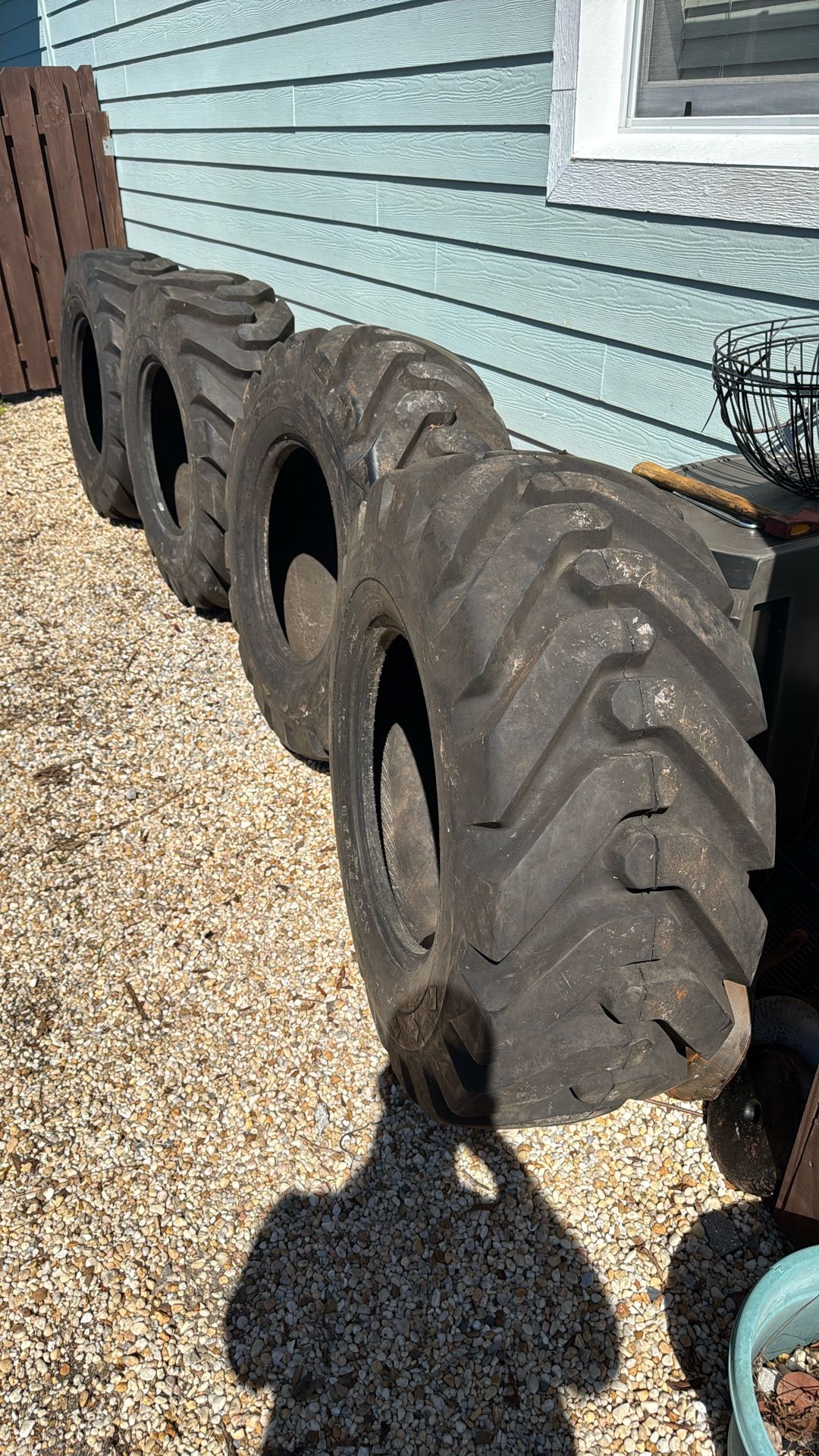 Goodyear Tires 16.0/70-20