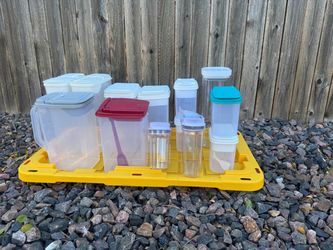 13 Organizing containers (OXO and Buddez)