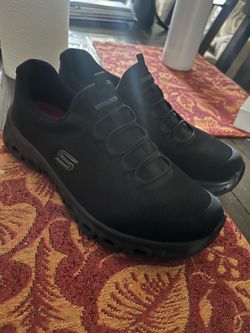 Slip resistant shoes women’s sz 7