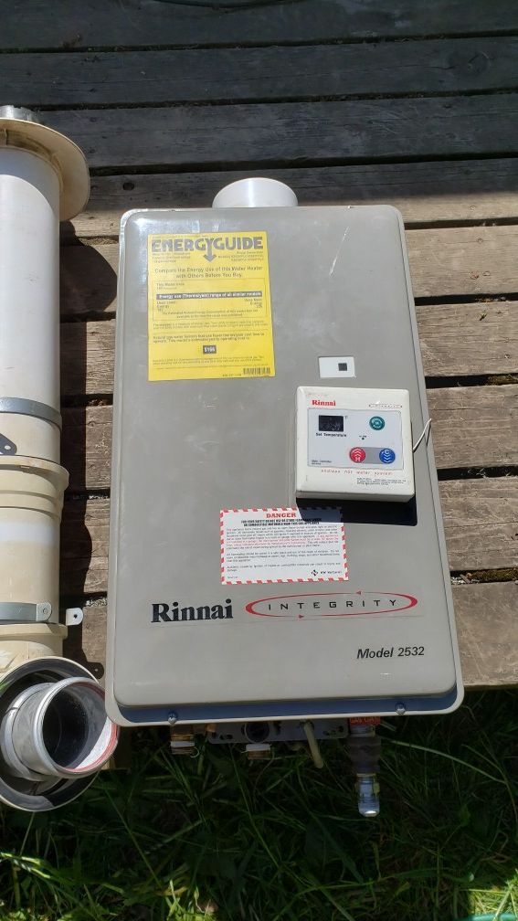 Rinnai Tankless Water Heater Model 2532