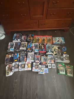 Large Lot of Action Figures and Funko Pops