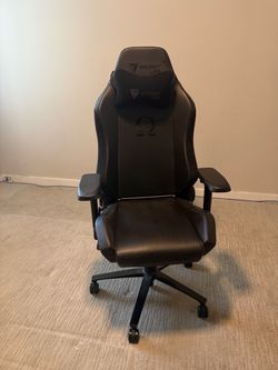 Secret lab gaming chair