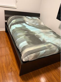 Black bedroom set