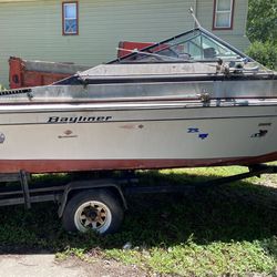 Bayliner  Project Boat With Trailer