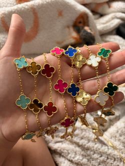 VA clover bracelet