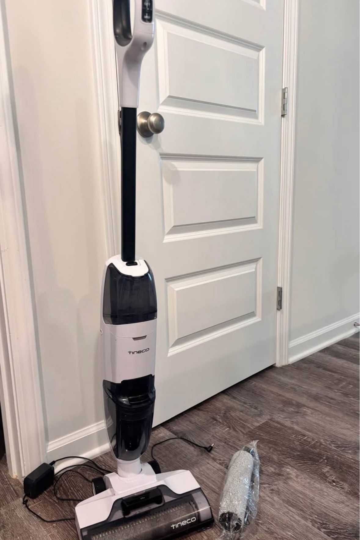 Tineco ifloor2 plus 22v cordless wet/dry mop/vacuum