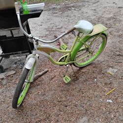 Lime Green Panama Jack Margarita Vill Style Beach Crusier