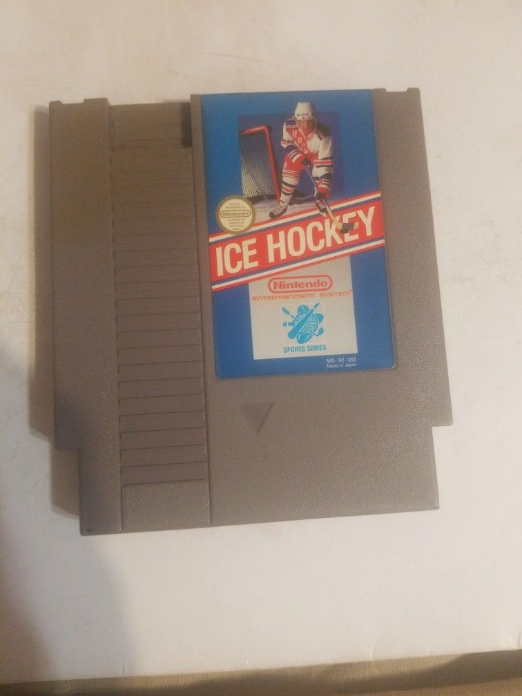Nintendo video game ice hockey use no case