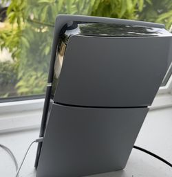 PS5 Digital One Controller Included