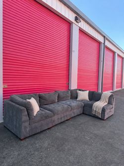 Dark Gray 5-Piece Modular Sectional Couch – Free Delivery