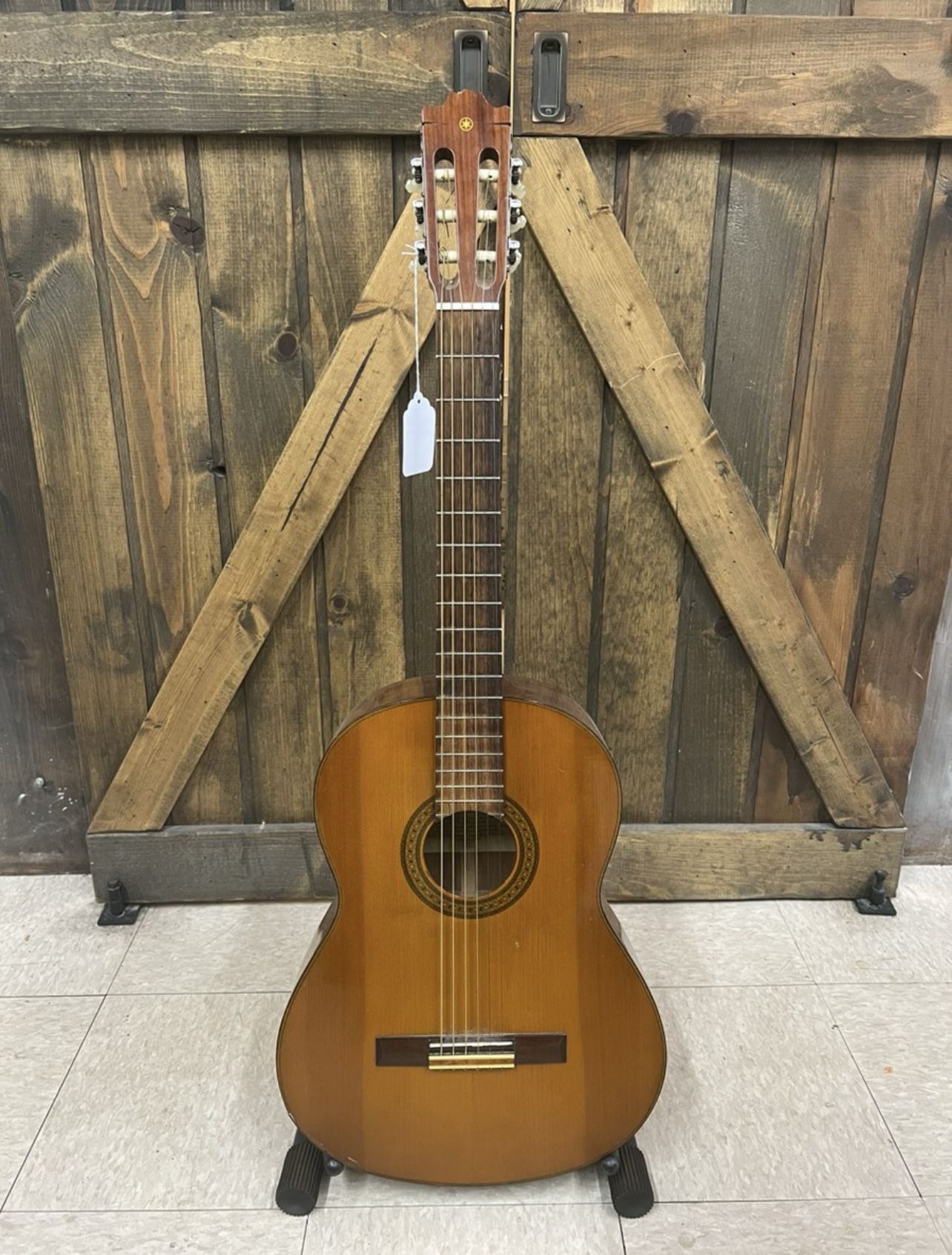 Yamaha G-230 Acoustic Guitar *2946