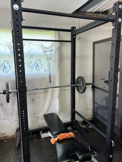 23 inch Chrome Front Tire With TVivid Black Fender