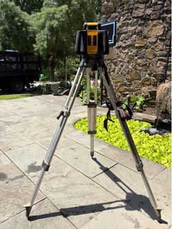 Laser level