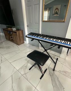Used Williams ALLEGRO III 88 KEY Digital Piano with stand & Bench seat ! Adapter included