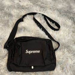 Supreme Shoulder Bag (SS19) (Black)