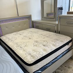 Stylish Nice Bedroom Suite!