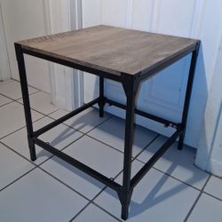 ONE end table, side table, night stand $25 FIRM