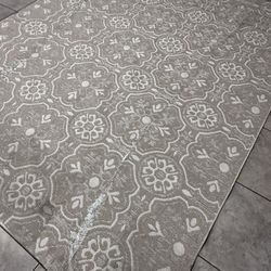 Premium outdoor 8x10 feet area rug - new - D69