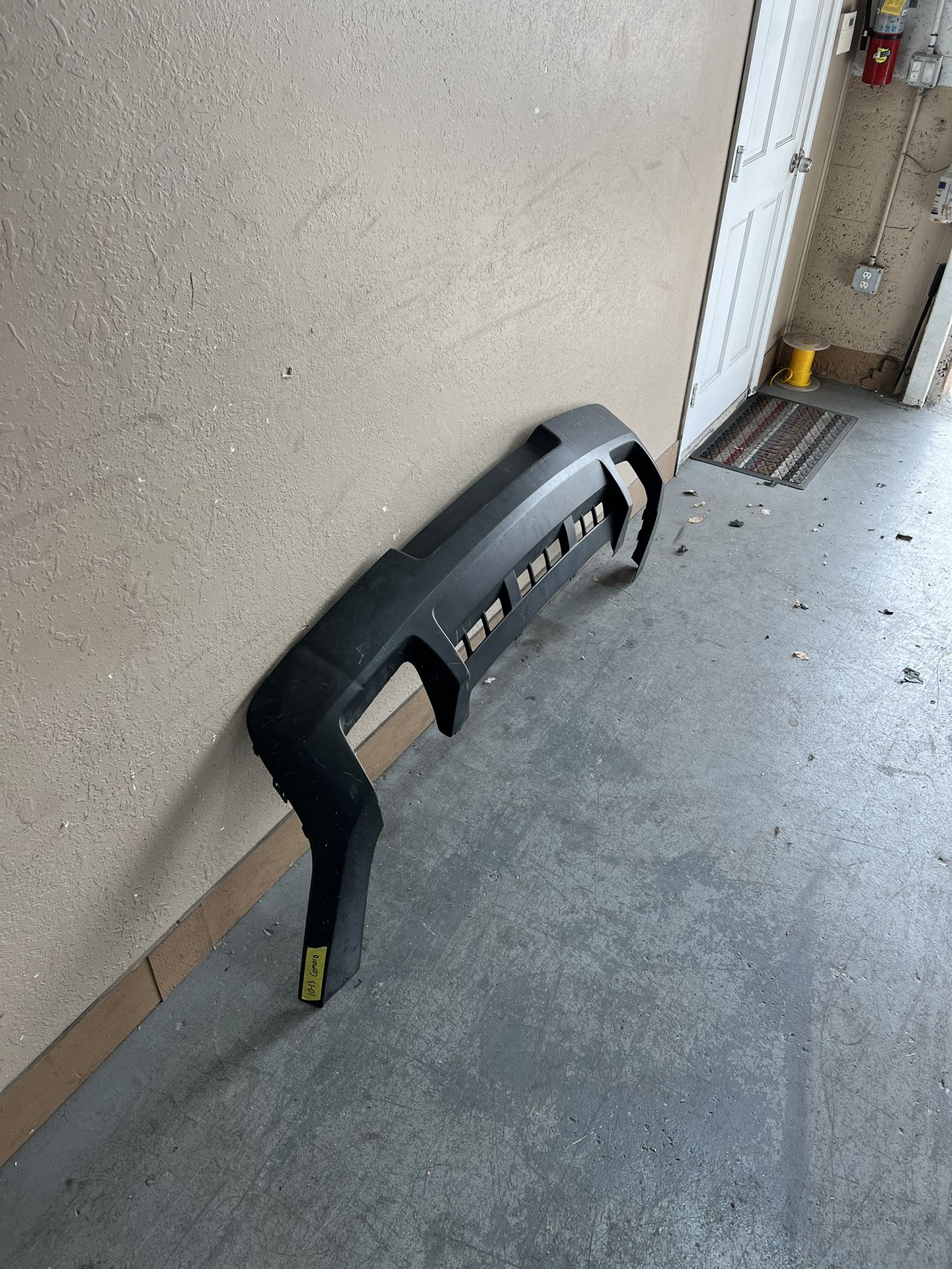 10-13 Chevy Chevrolet Camaro Rear Bumper Cover Rear Lower Fascia Bumper  Trasero De Atras Diffuser Part Parts 2010 2011 2012 2013 for Sale in Miami,  FL - OfferUp