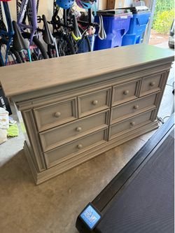 Grey 6 drawer dresser