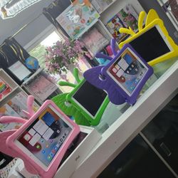 Ipad AIR 2.  GB64.  WIFFI CELL.  .PUEDE CONECTARLAS.A TODAS LAS CONPAÑIAS  Actualization 15.3.5 