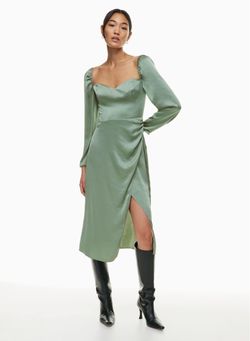 *NWT* Wilfred Sage Green Long Sleeve Dress