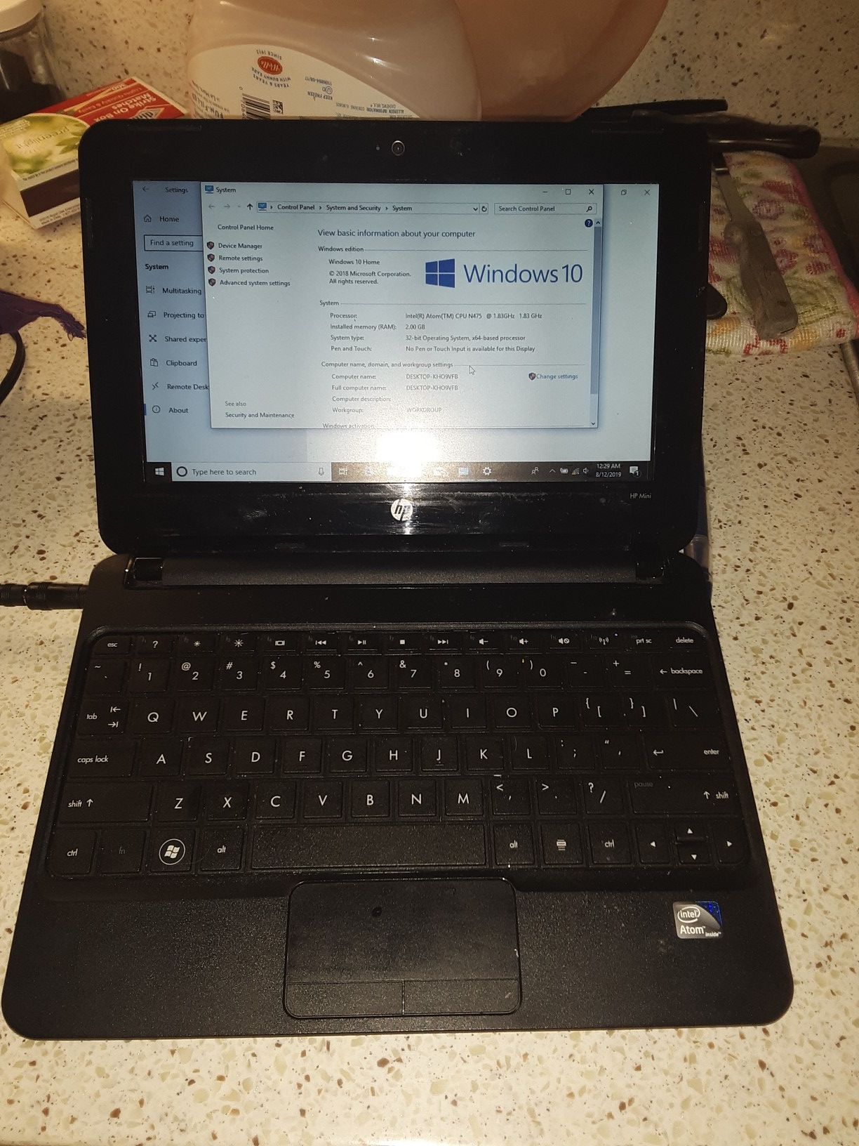 HP mini laptop w/ windows 10