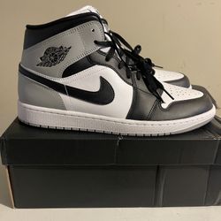 Back to School Deals! Jordan 1 “Barons” Men’s Size 12